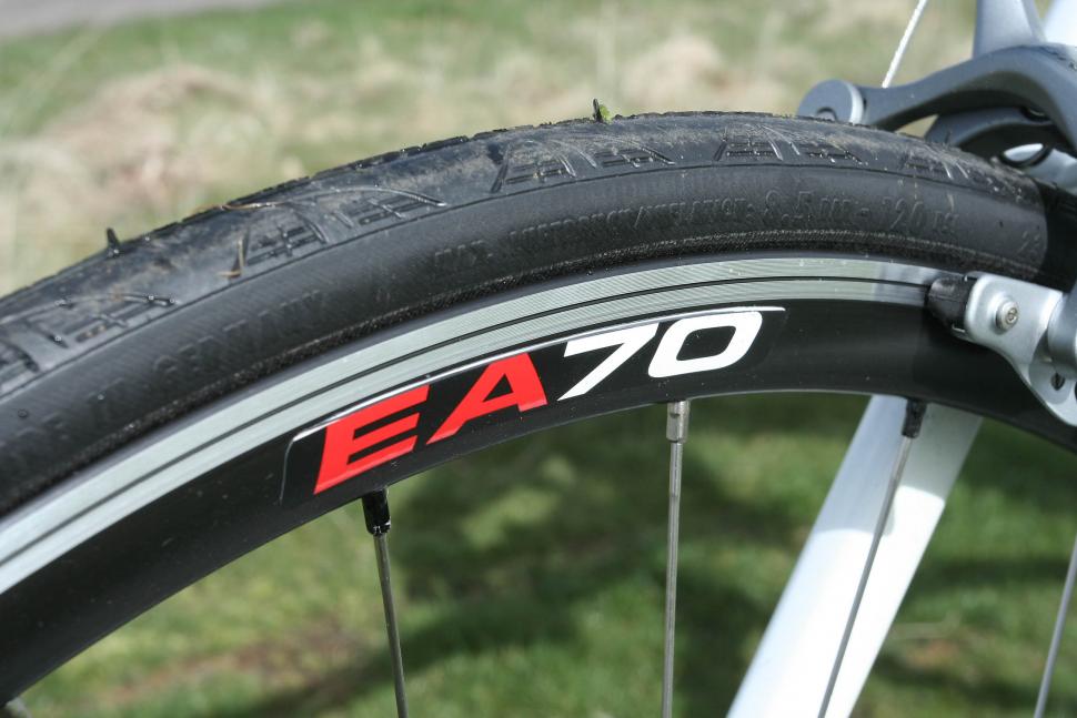 Easton ec70sl deals wheelset